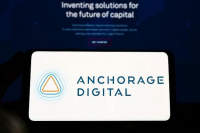Криптофирма Anchorage Digital уволит 20% сотрудников, ссылаясь на неопределенность в законодательстве США — что нужно знать